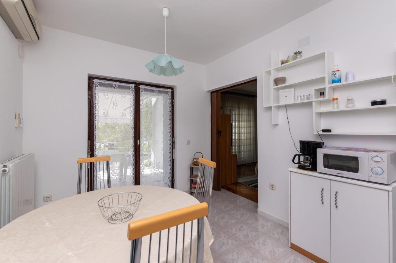 Apartments Anka Kampor Екстериор снимка