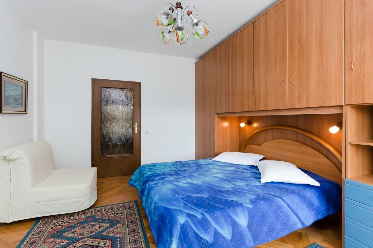Apartments Anka Kampor Екстериор снимка